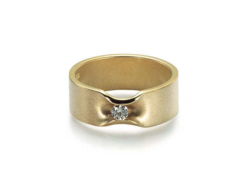 Ring aus Gold mit Brillanten 0,10ct von Ursula Scholz Ring Gold 0,10ct